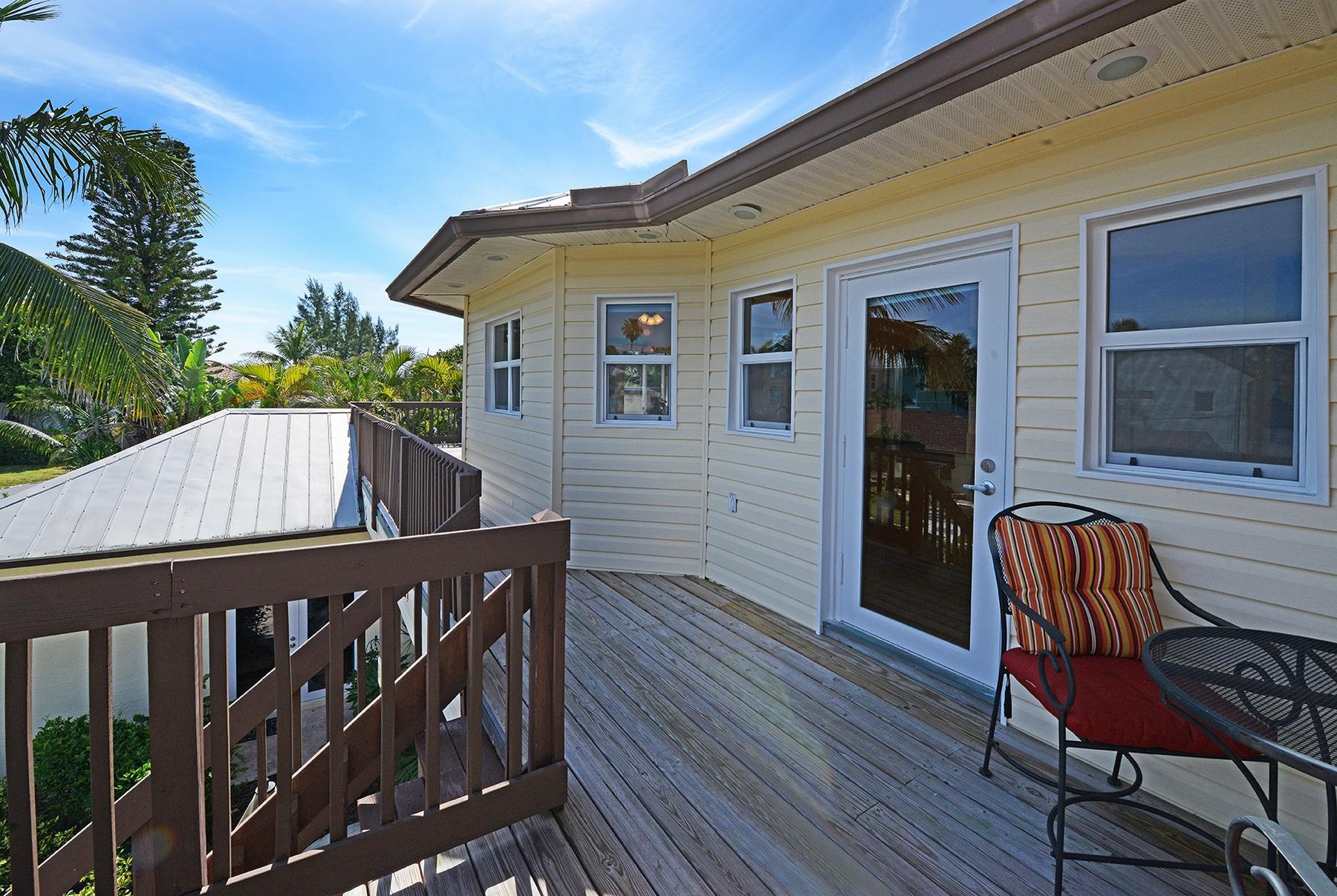 21 Oceanview Drive Ocean Ridge, FL 33435 - Photo 17 of 38 15