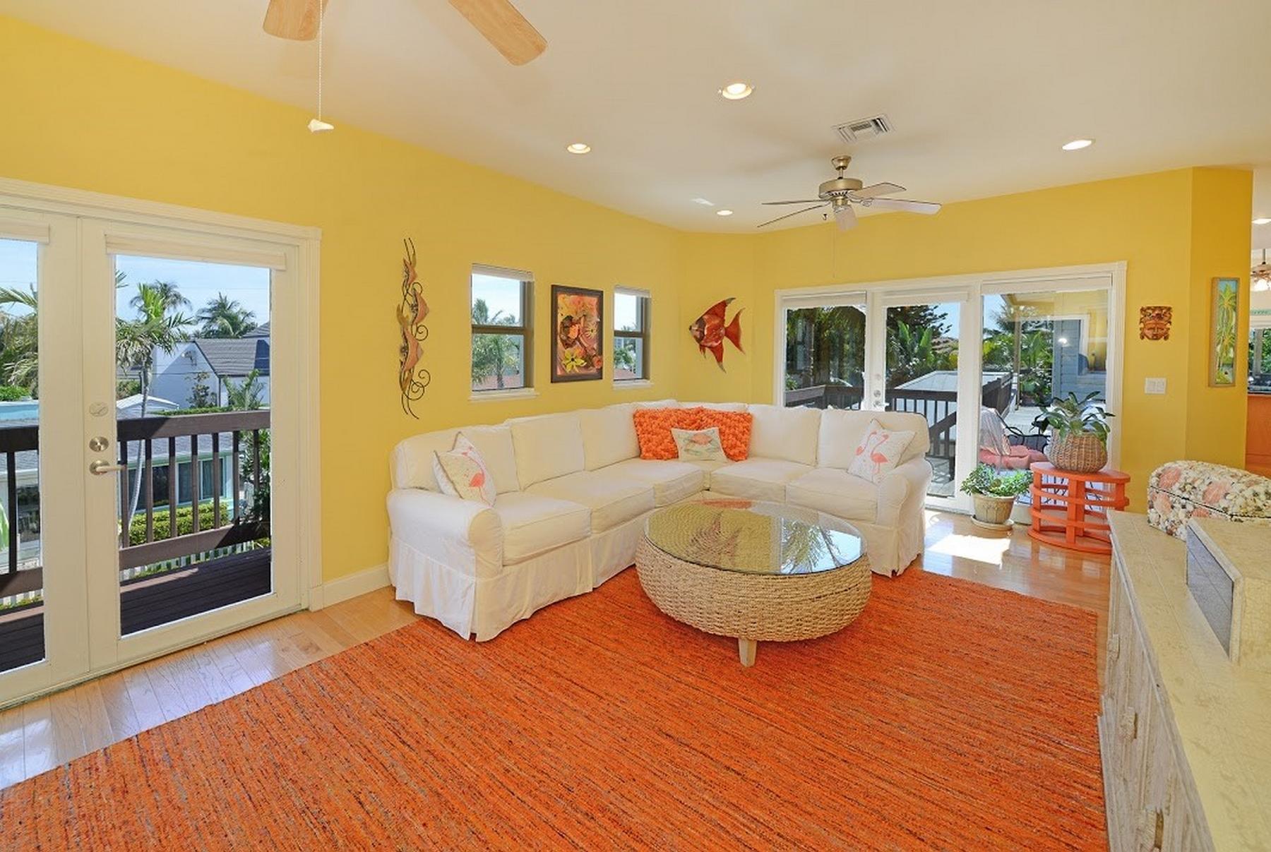 21 Oceanview Drive Ocean Ridge, FL 33435 - Photo 5 of 38 6