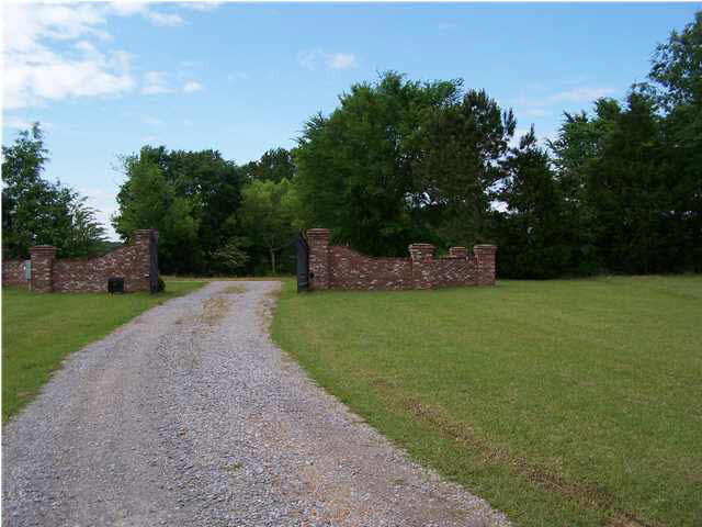 1475 Stokes Road Madison, MS 39110 - Photo 3 of 21 Gated Entry