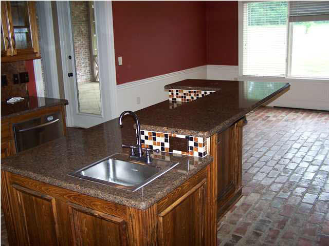 1475 Stokes Road Madison, MS 39110 - Photo 5 of 21 Kitchen/Eat-in