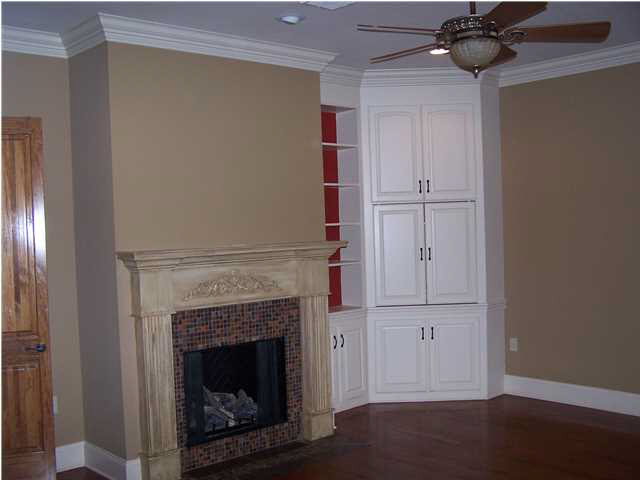 1475 Stokes Road Madison, MS 39110 - Photo 8 of 21 Den