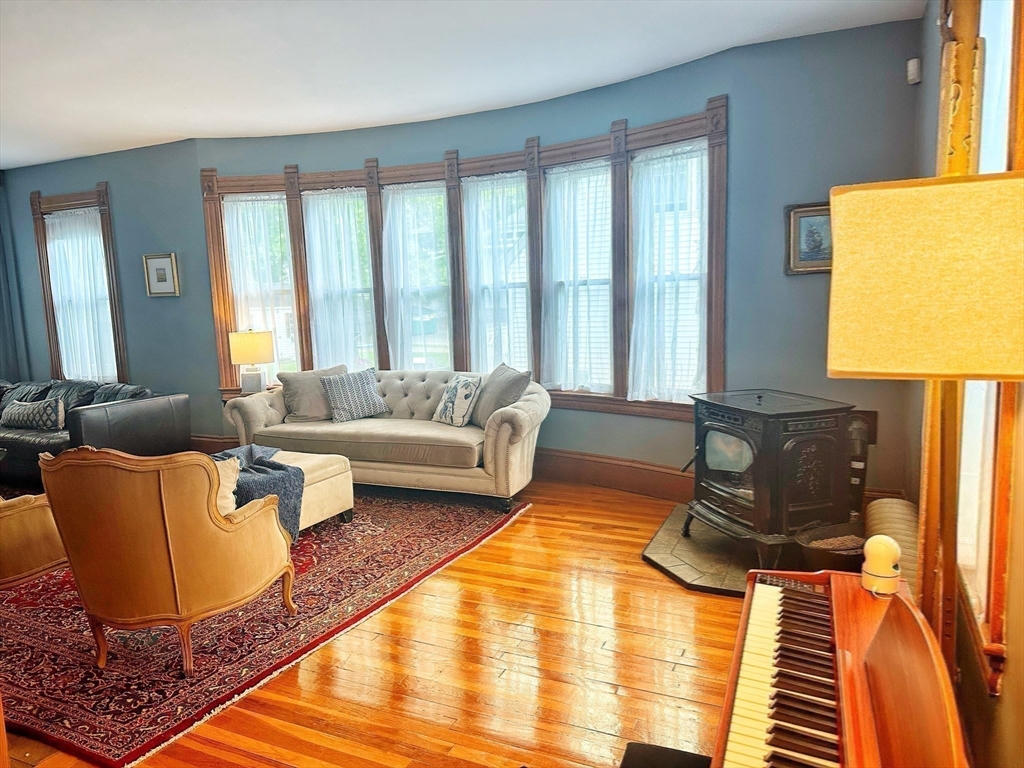 253 Water Street Clinton, MA 01510 - Photo 15 of 42 Gallery Image 15