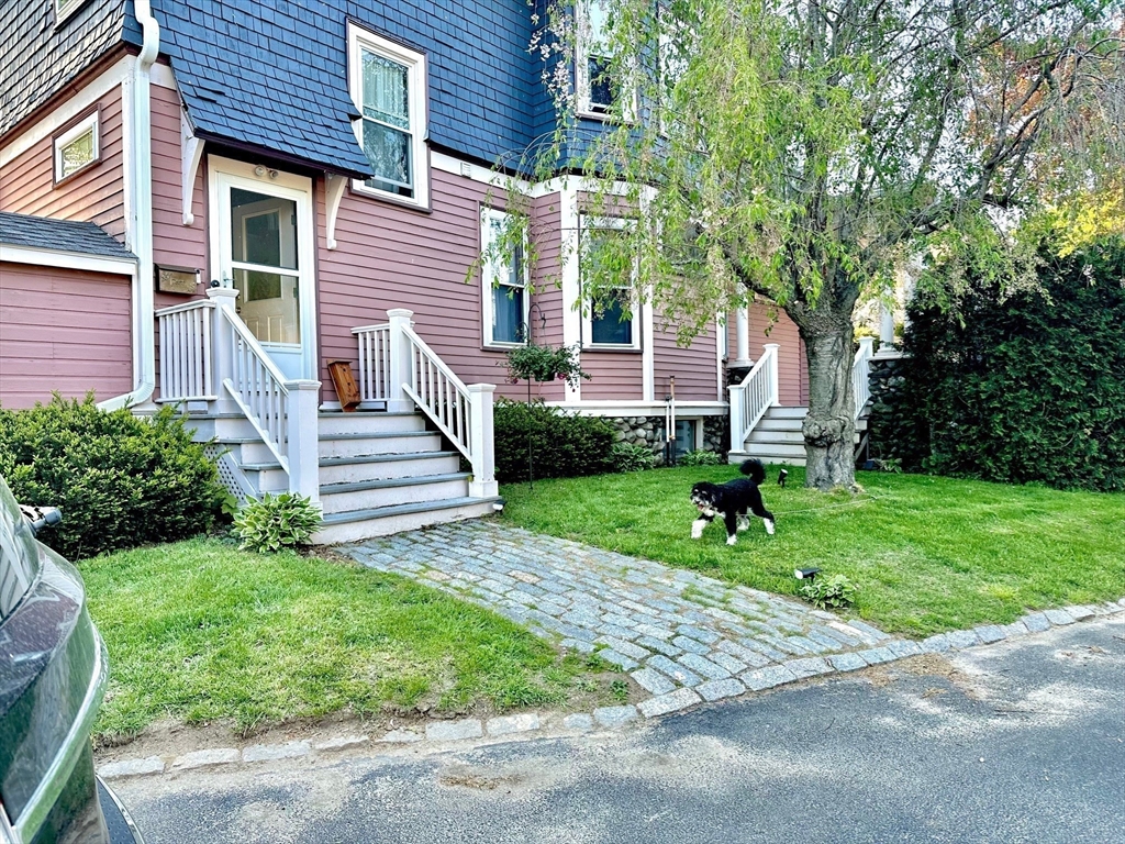 253 Water Street Clinton, MA 01510 - Photo 2 of 42 Gallery Image 2