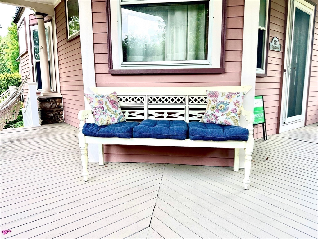 253 Water Street Clinton, MA 01510 - Photo 7 of 42 Gallery Image 7