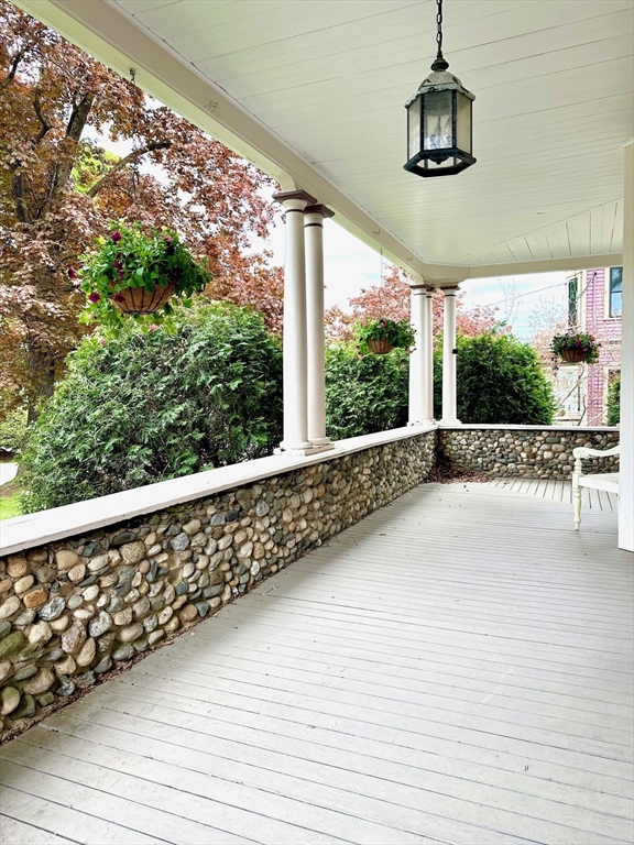 253 Water Street Clinton, MA 01510 - Photo 10 of 42 Gallery Image 10