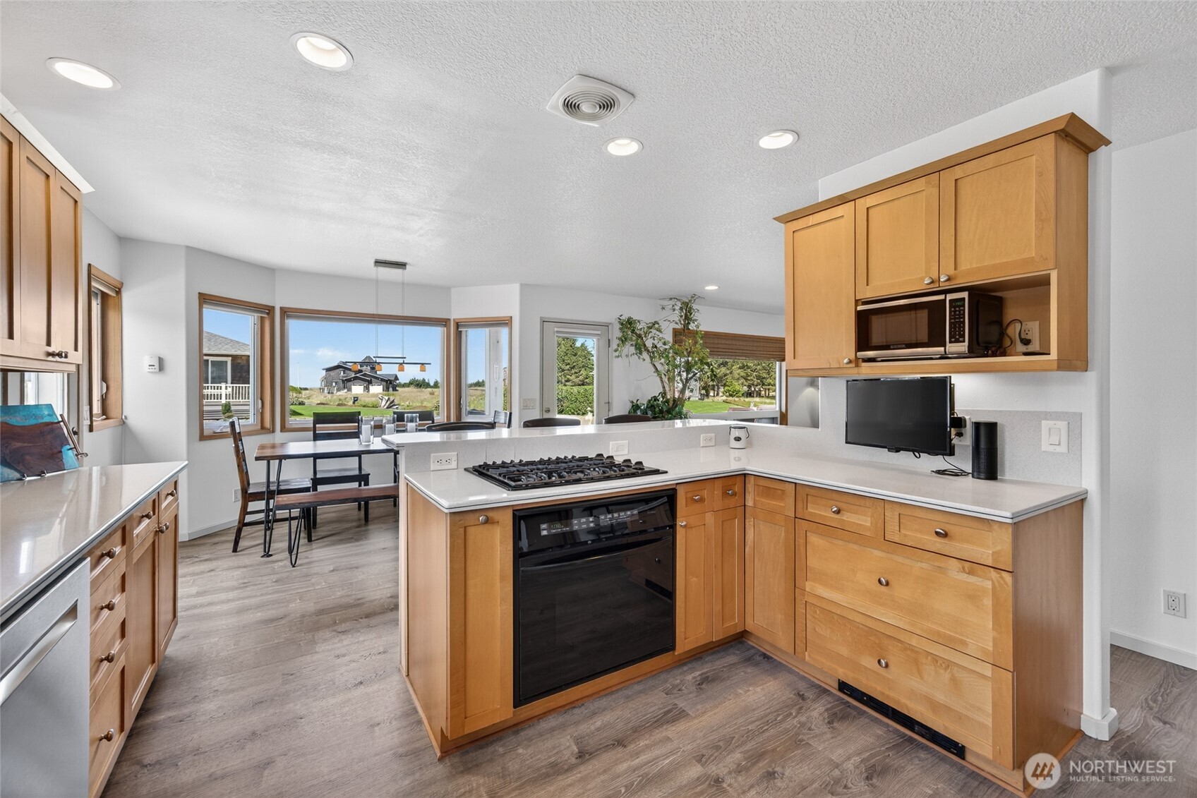 1104 120th Place Long Beach, WA 98631 - Photo 9 of 38