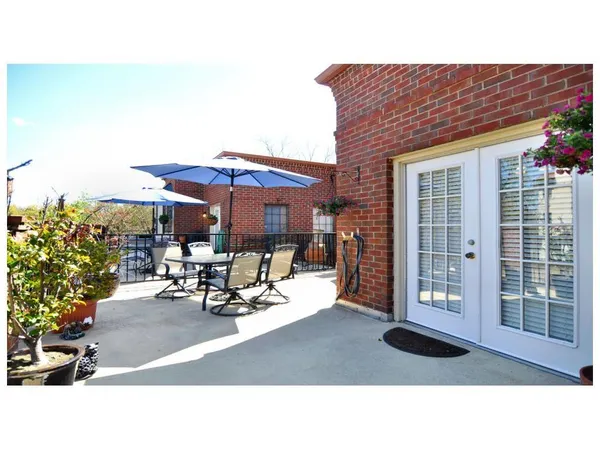 $2,490 | 4405 Bowser Avenue, Unit 205, Dallas, TX 75219