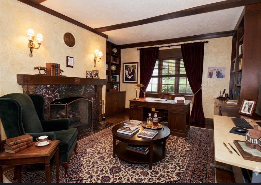 539 Manhasset Woods Road Manhasset, NY 11030 - Photo 17 of 41 Or bedroom virtually staged