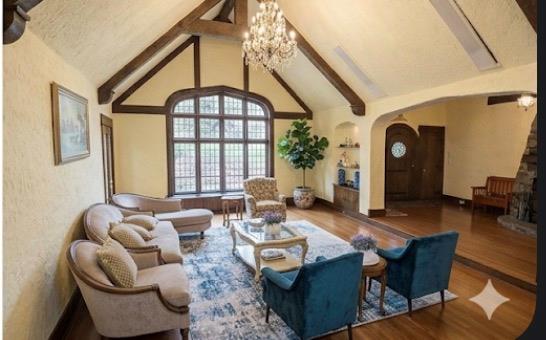 539 Manhasset Woods Road Manhasset, NY 11030 - Photo 5 of 41