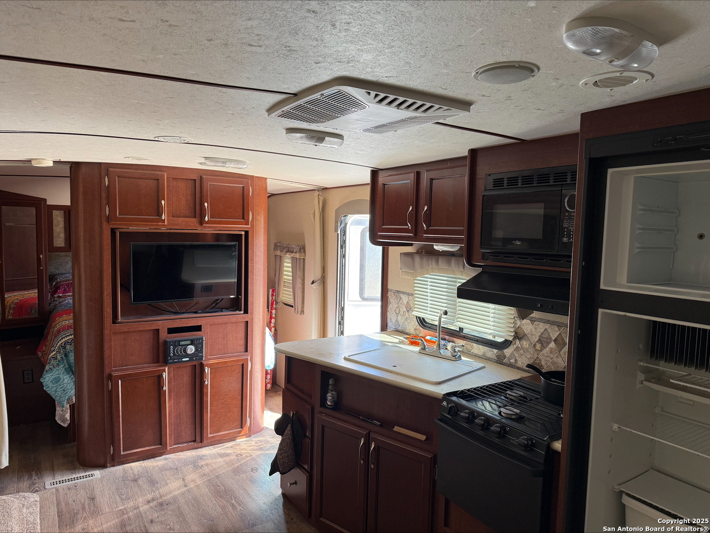 0 Rocksprings Del Rio, TX 78840 - Photo 5 of 41