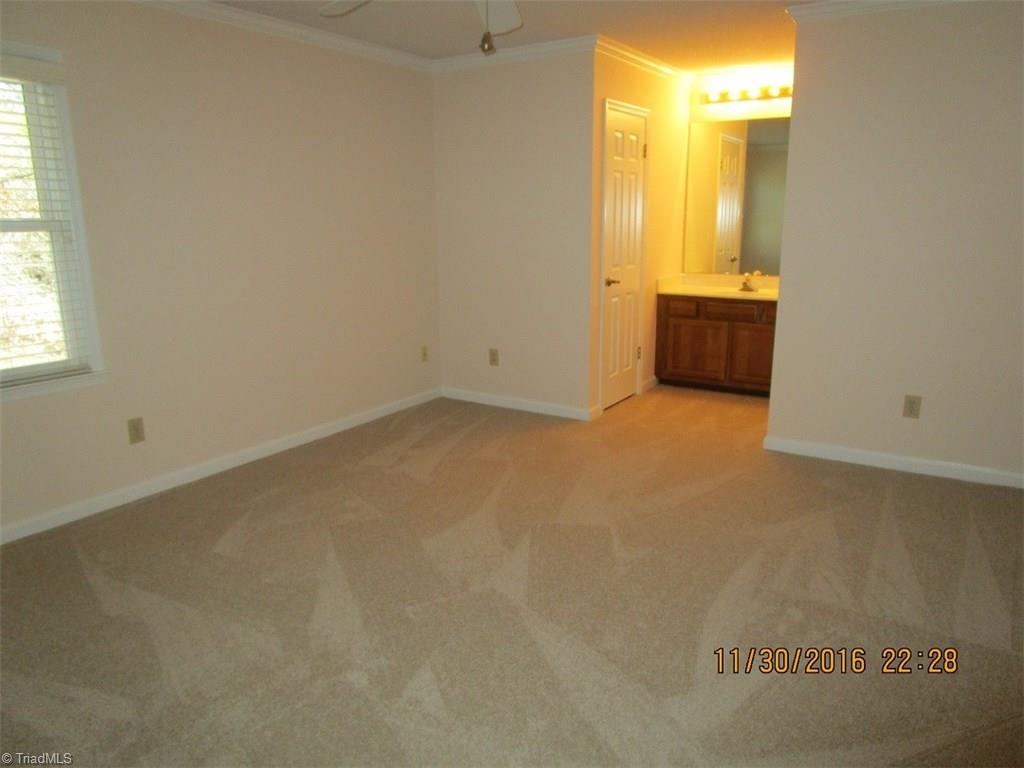 1704 Ternberry Road High Point, NC 27262 - Photo 10 of 21 Gallery Image 10