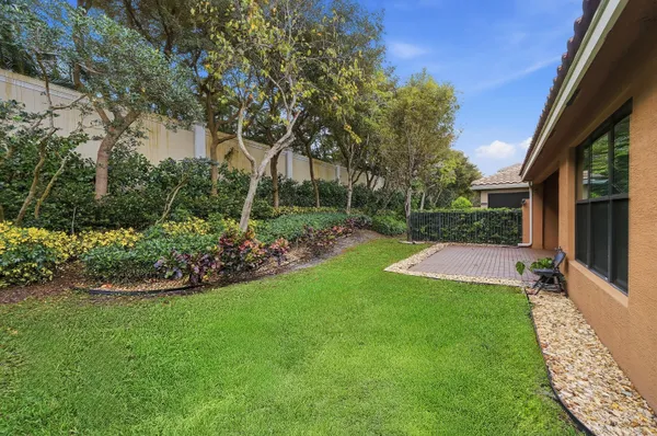 $5,500 | 14085 Paverstone Terrace, Delray Beach, FL 33446