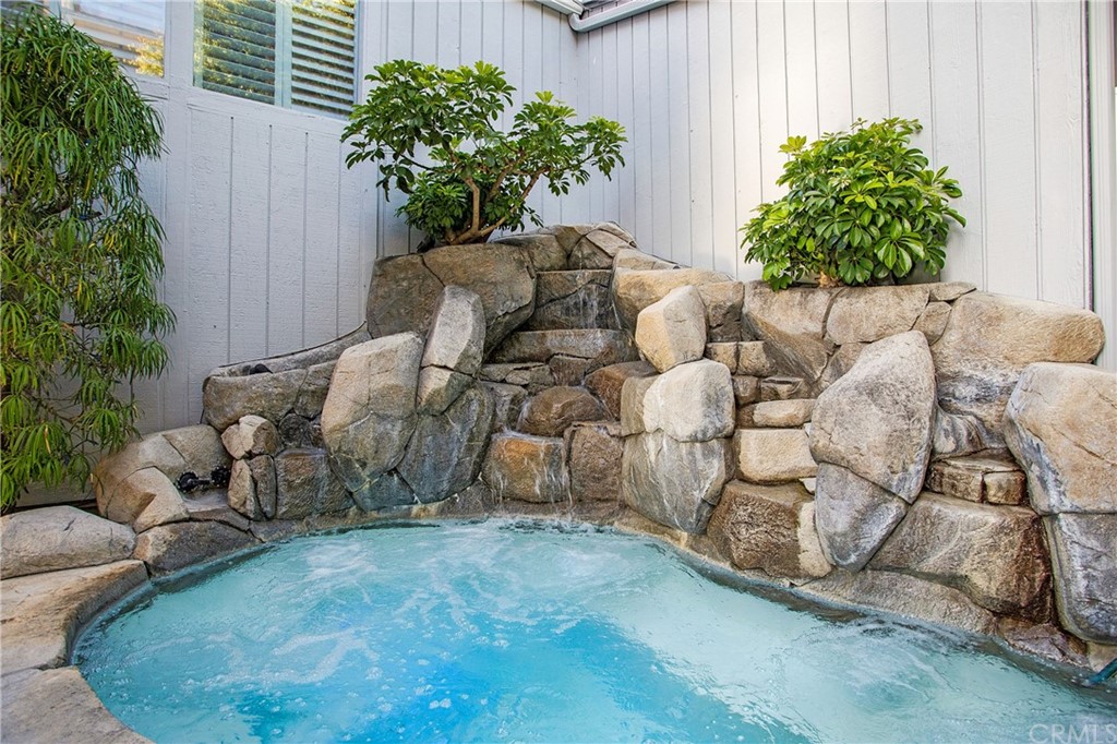 16631 Edgewater Lane Huntington Beach, CA 92649 - Photo 49 of 55 a plant is sitting in the backyard with plants