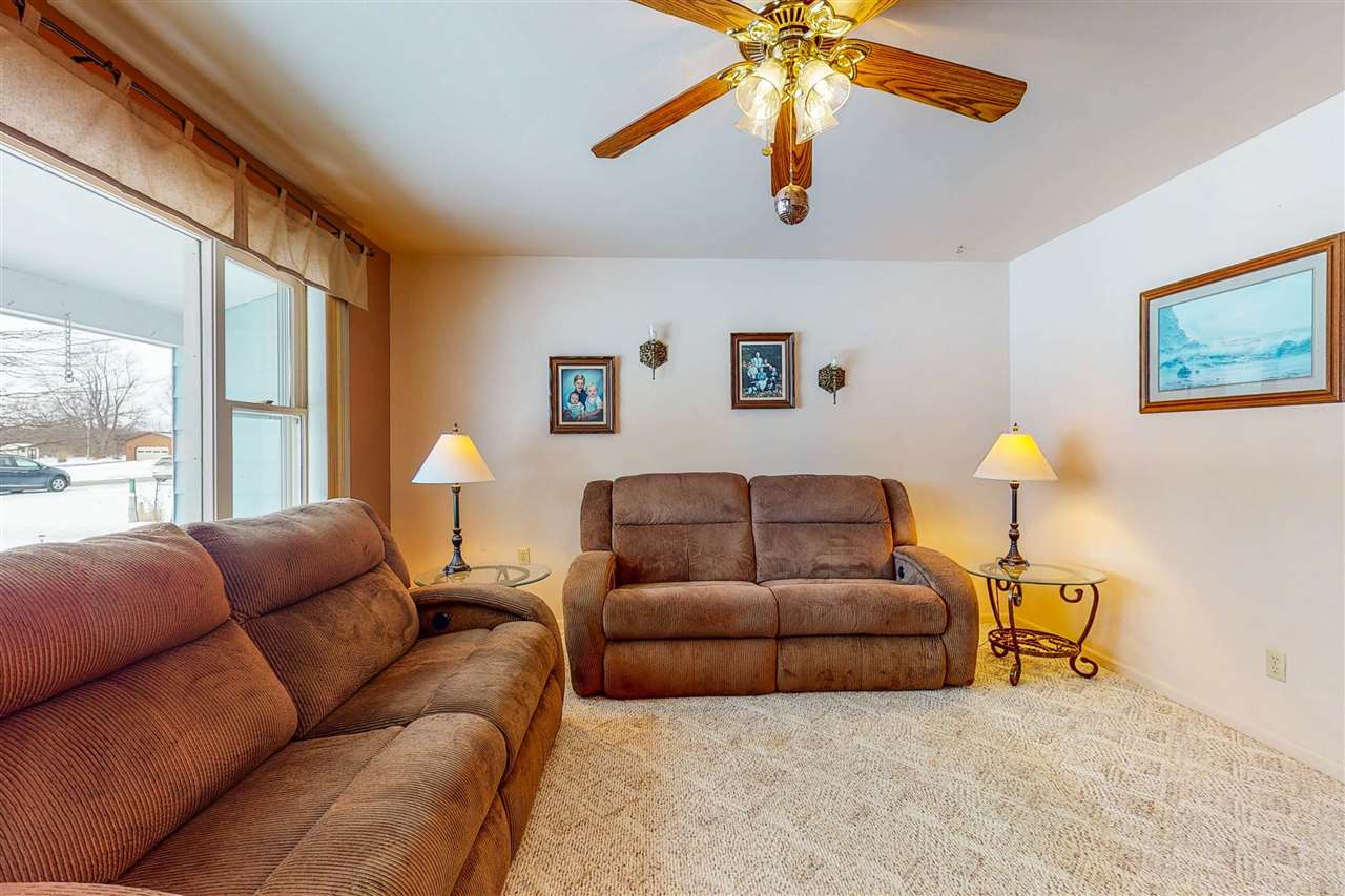 6021 Duffield Road Swartz Creek, MI 48473 - Photo 19 of 46 50066160-18.JPG