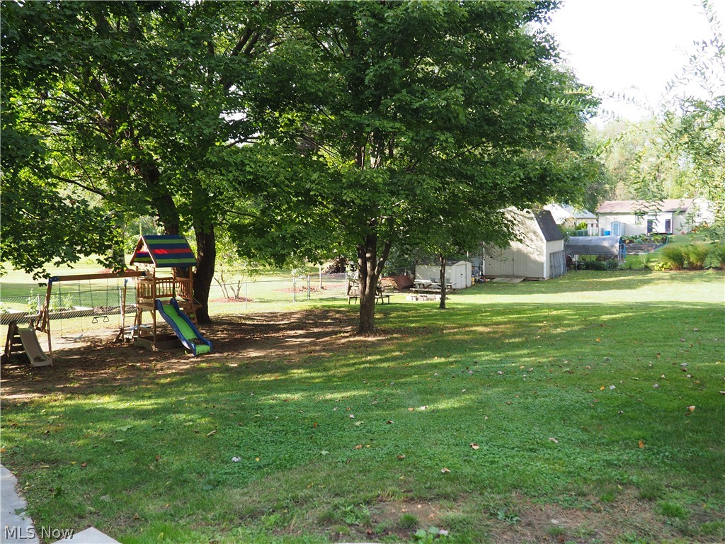 1195 Swartz Road Akron, OH 44306 - Photo 26 of 31