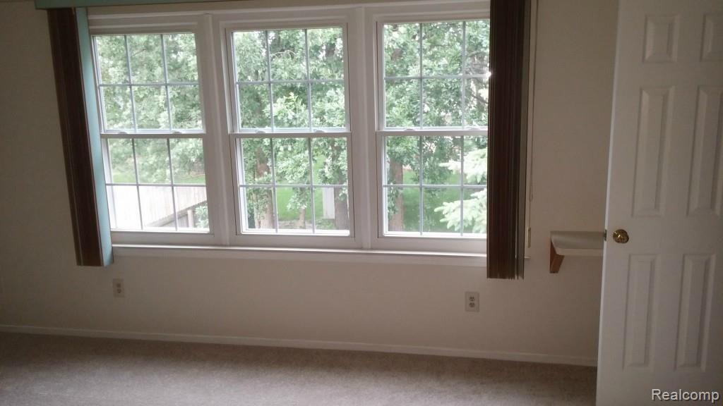972 High-Ridge Drive Canton, MI 48187 - Photo 21 of 33 Bedroom 6.jpg