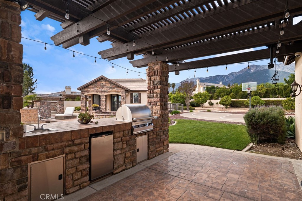 6364 Hidden Brook Place Rancho Cucamonga, CA 91739 - Photo 46 of 61