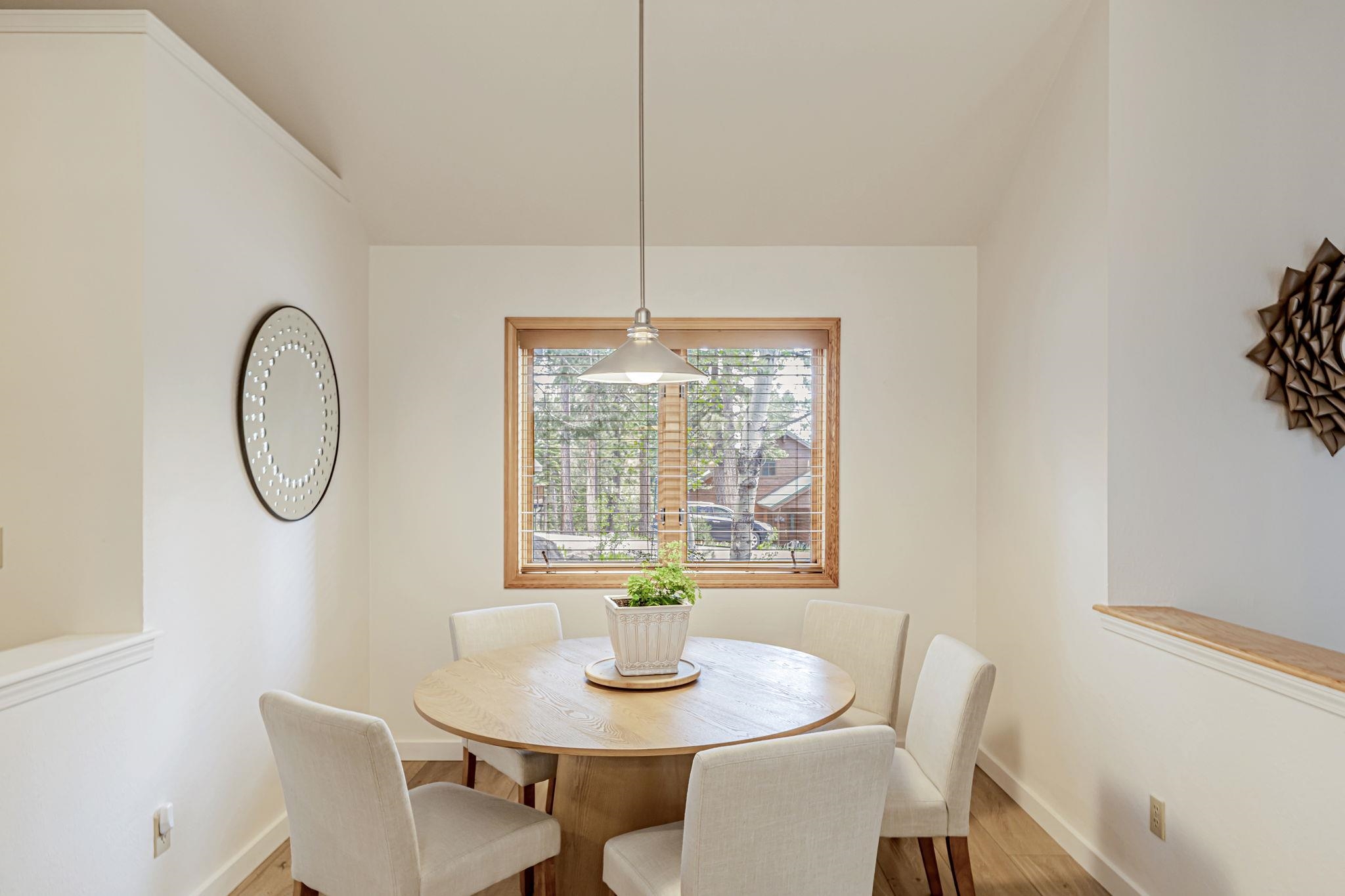 12305 Bennett Flat Road Truckee, CA 96161 - Photo 14 of 28 Gallery Image 14