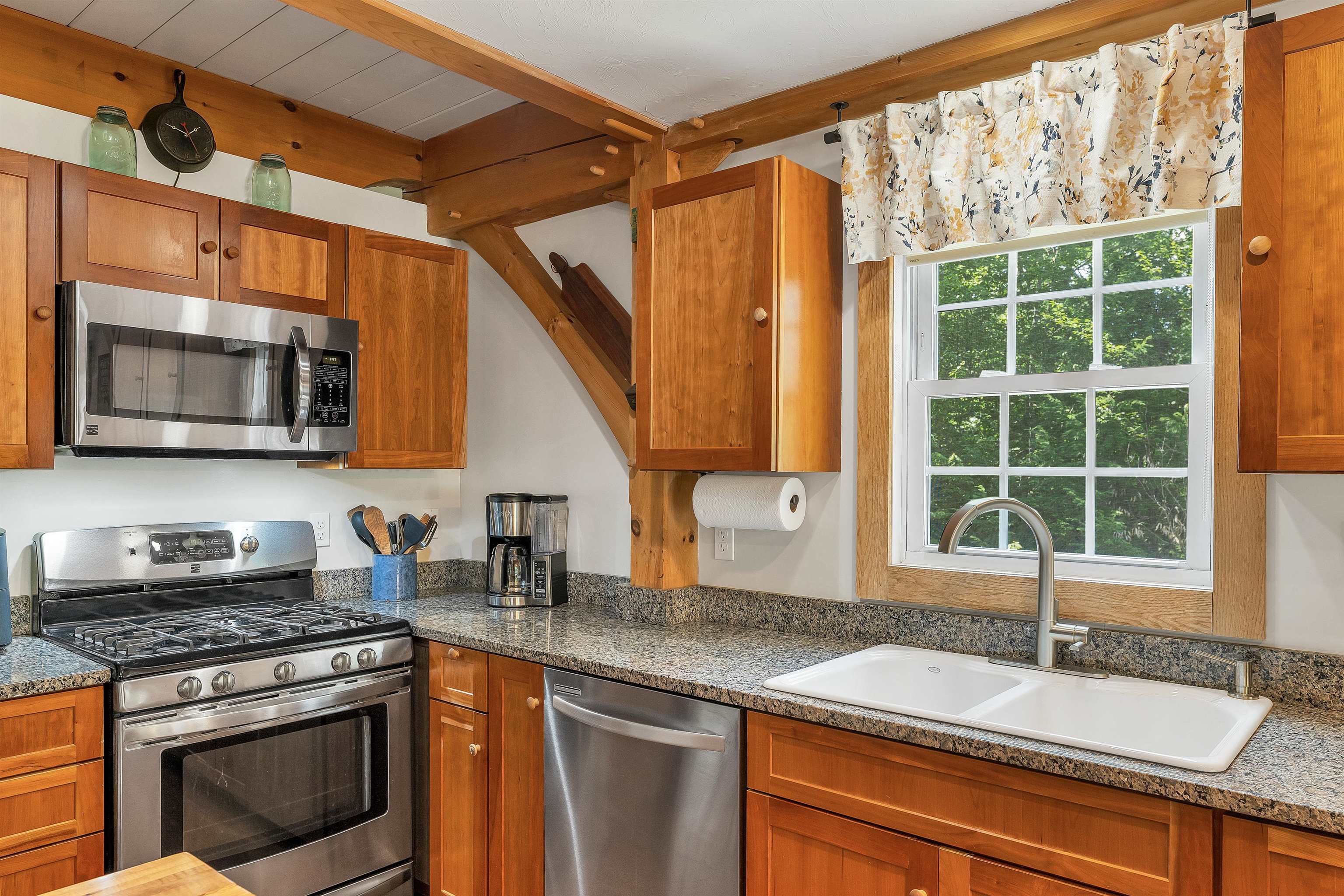 16 Valley View Road Hebron, NH 03241 - Photo 19 of 58 Gallery Image 19