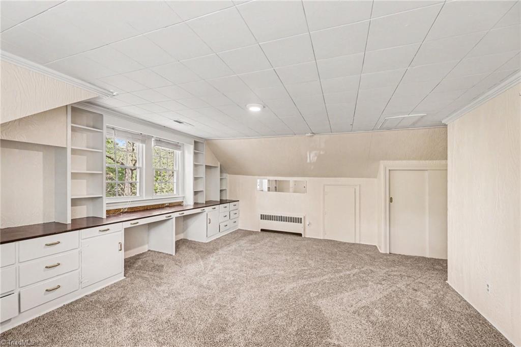 711 Quaker Lane High Point, NC 27262 - Photo 19 of 33