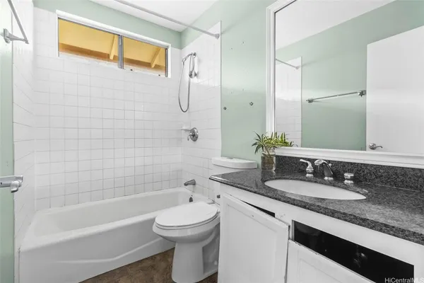 $850,000 | 94-1052 Kaloli Loop, Waipahu, HI 96797