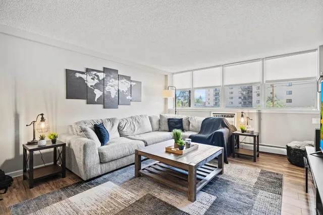 $145,000 | 3150 Excelsior Boulevard, Unit 101, Minneapolis, MN 55416