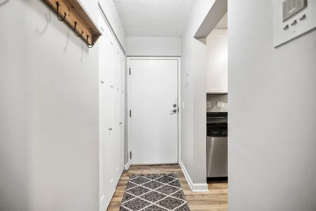 $145,000 | 3150 Excelsior Boulevard, Unit 101, Minneapolis, MN 55416