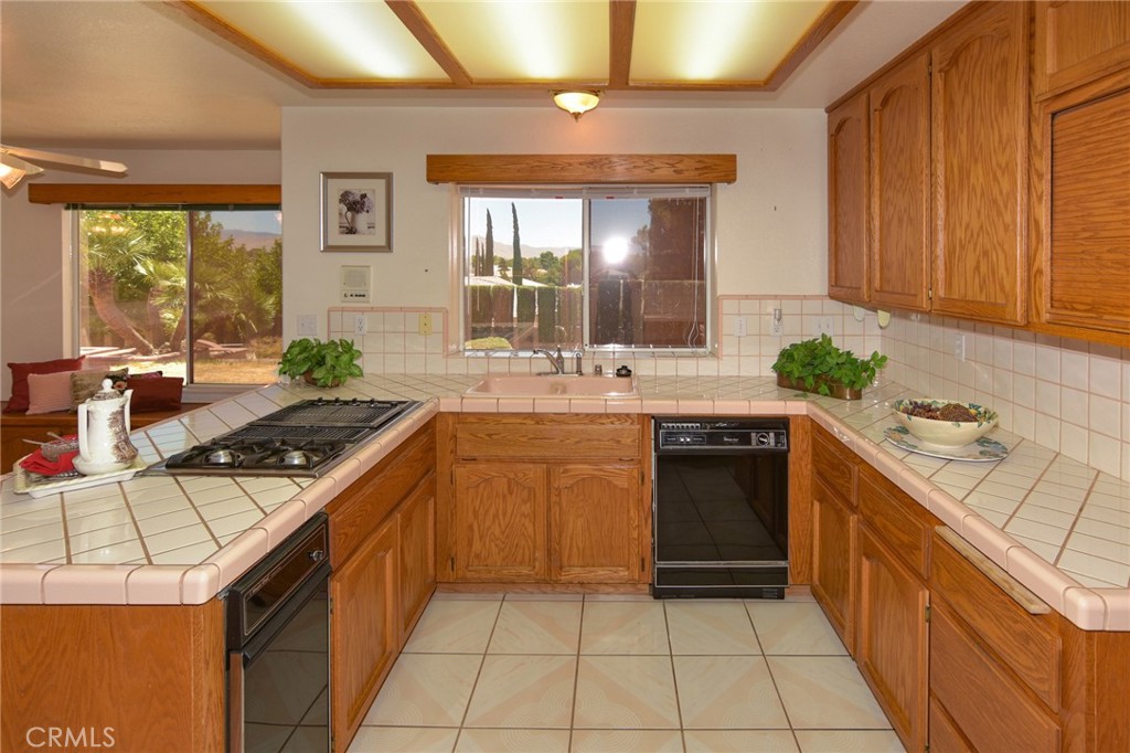 20211 Wadena Road Apple Valley, CA 92308 - Photo 24 of 51
