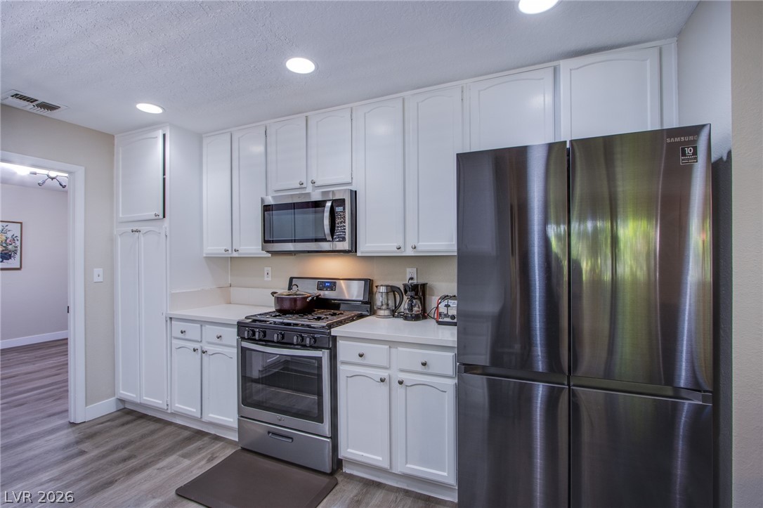 2342 Viewcrest Road Henderson, NV 89014 - Photo 20 of 41 Gallery Image 20