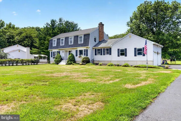$899,745 | 35 Beechwood Drive, Robbinsville, NJ 08691