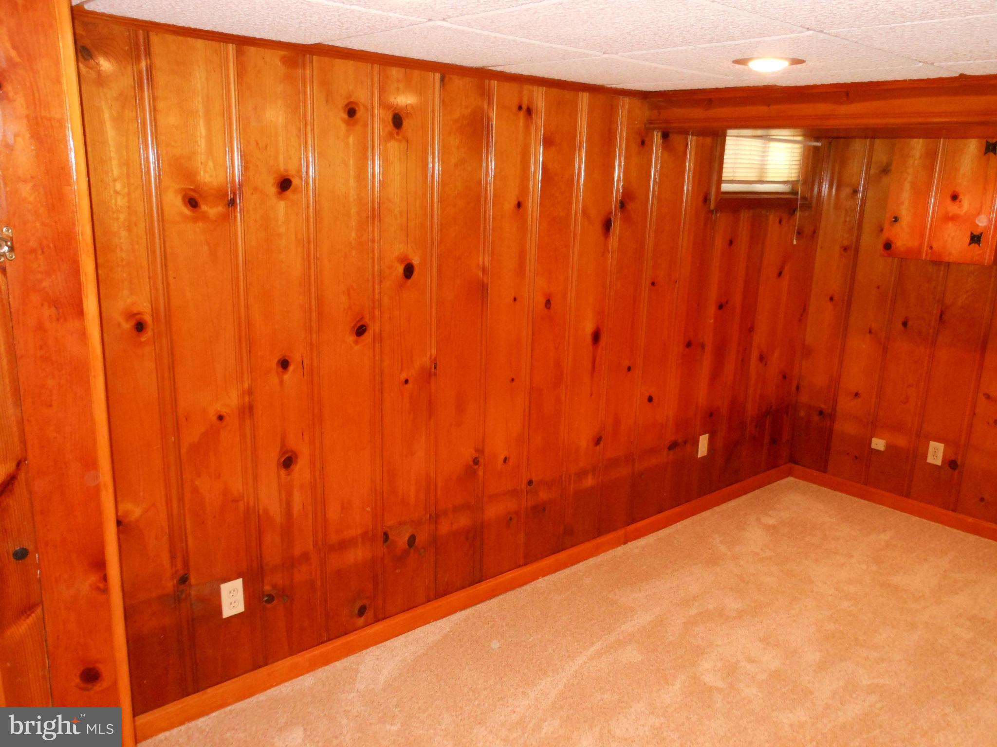 2809 Southbrook Road Baltimore, MD 21222 - Photo 23 of 30 Family Room