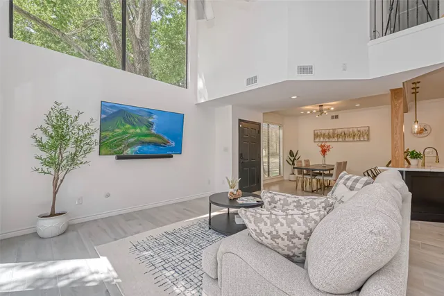 $2,950 | 5613 St Paul Street, Bellaire, TX 77401