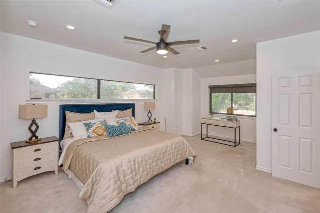 $2,950 | 5613 St Paul Street, Bellaire, TX 77401