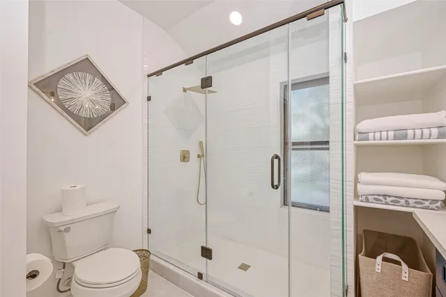 $2,950 | 5613 St Paul Street, Bellaire, TX 77401