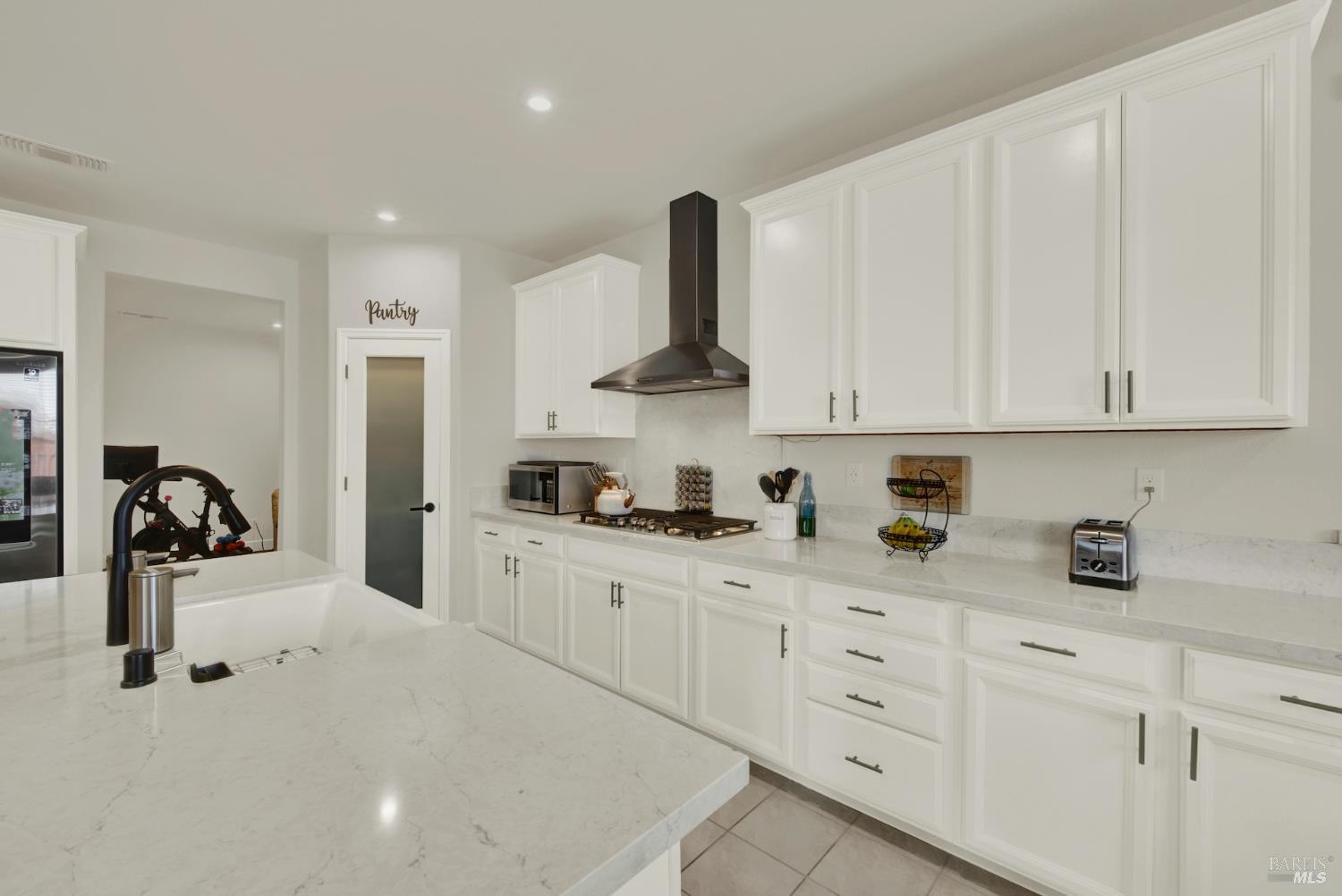 707 Blake Road Vacaville, CA 95687 - Photo 14 of 37