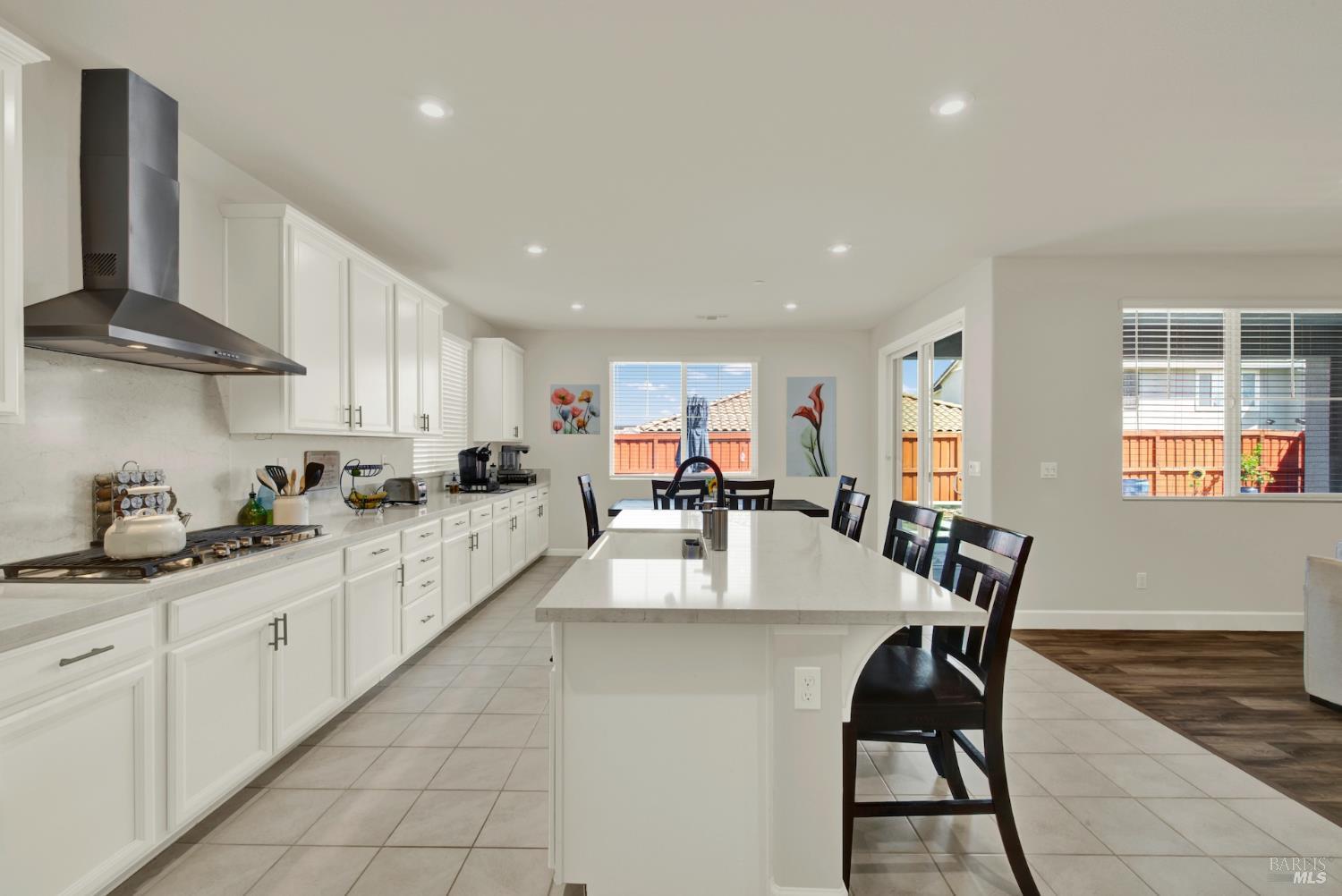 707 Blake Road Vacaville, CA 95687 - Photo 15 of 37