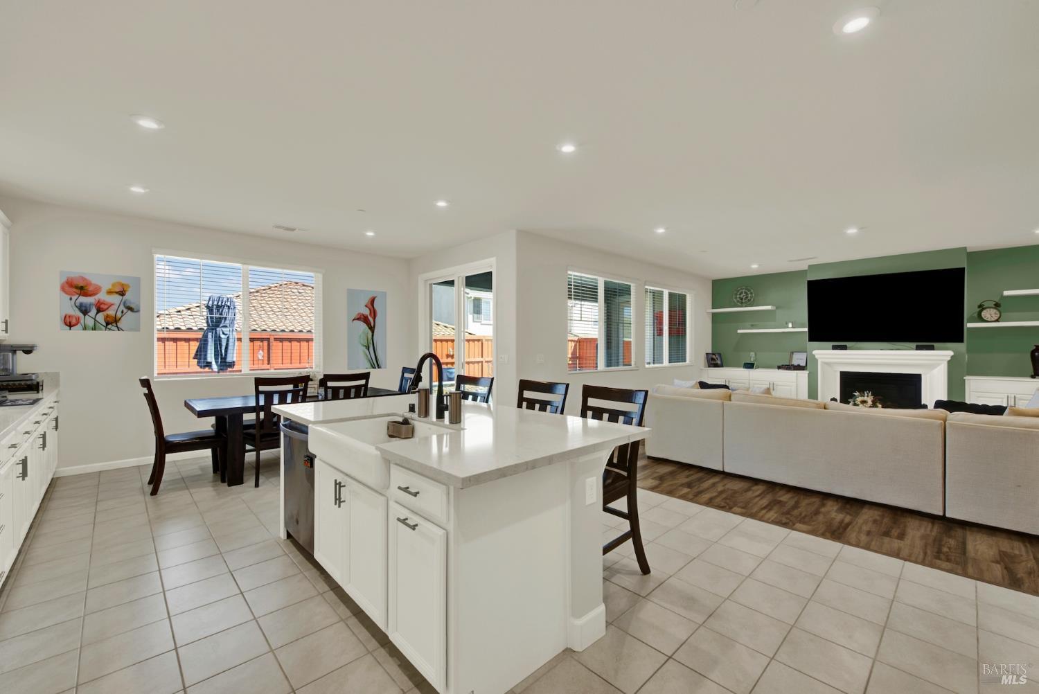 707 Blake Road Vacaville, CA 95687 - Photo 16 of 37