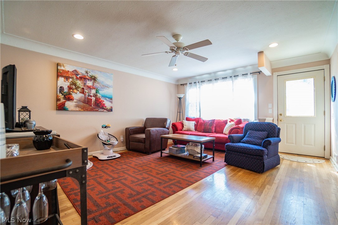 23938 Knickerbocker Road Bay Village, OH 44140 - Photo 10 of 31 Gallery Image 10