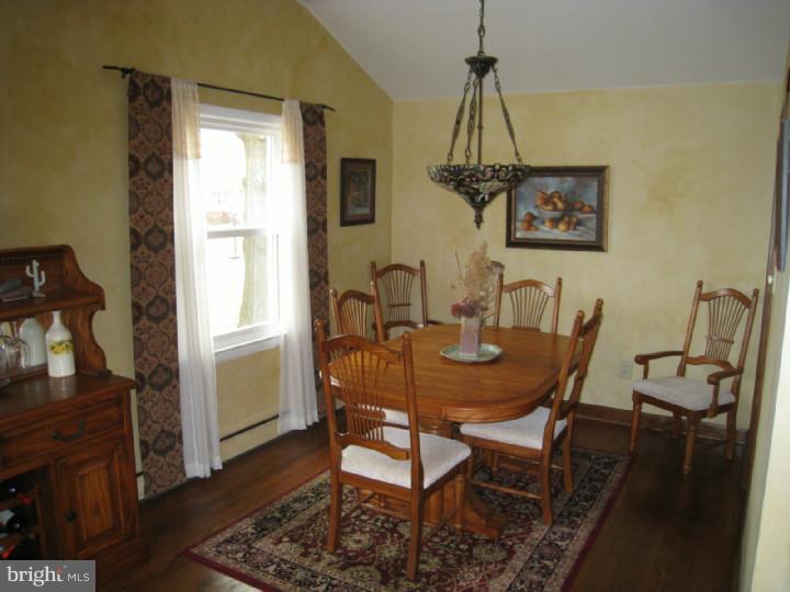 46 Winding Way Road Stratford, NJ 08084 - Photo 5 of 24