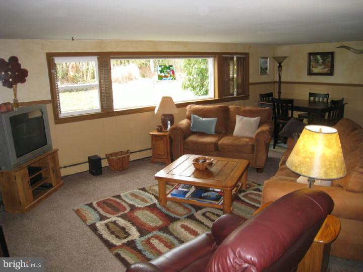 46 Winding Way Road Stratford, NJ 08084 - Photo 10 of 24