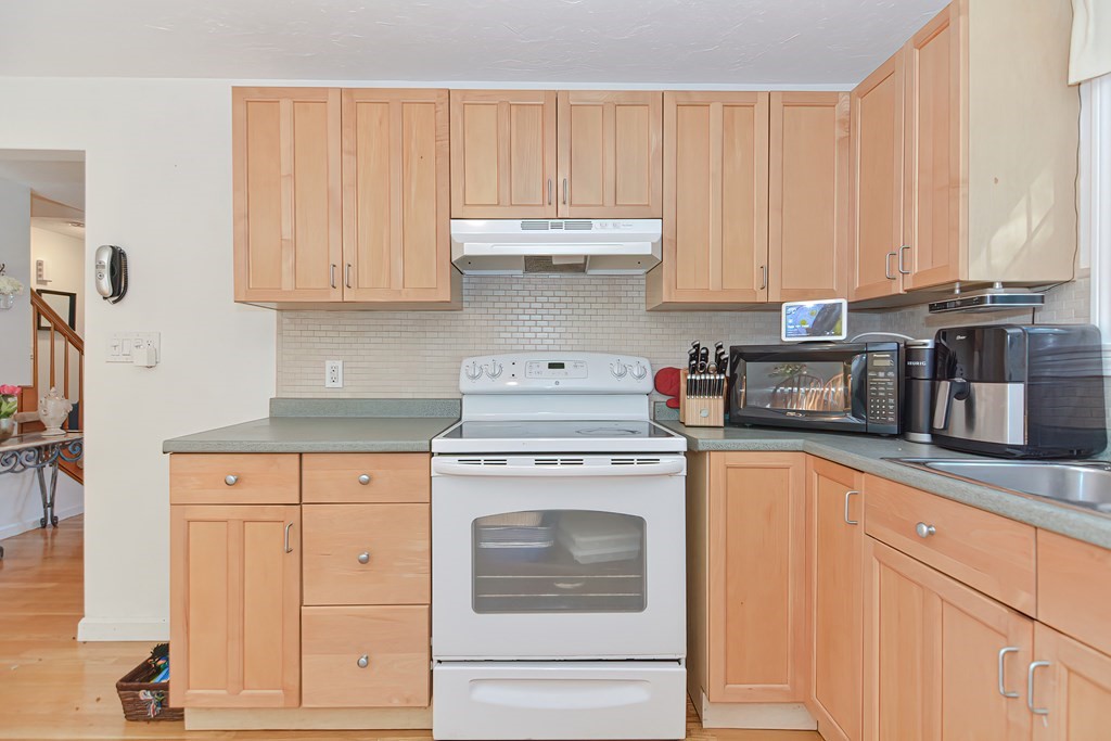 14 Pine View, Unit 14 Millis, MA 02054 - Photo 12 of 34