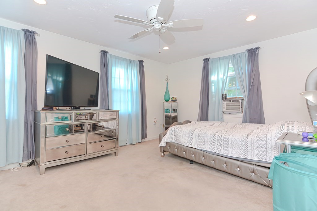 14 Pine View, Unit 14 Millis, MA 02054 - Photo 13 of 34