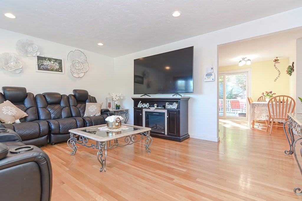 14 Pine View, Unit 14 Millis, MA 02054 - Photo 8 of 34