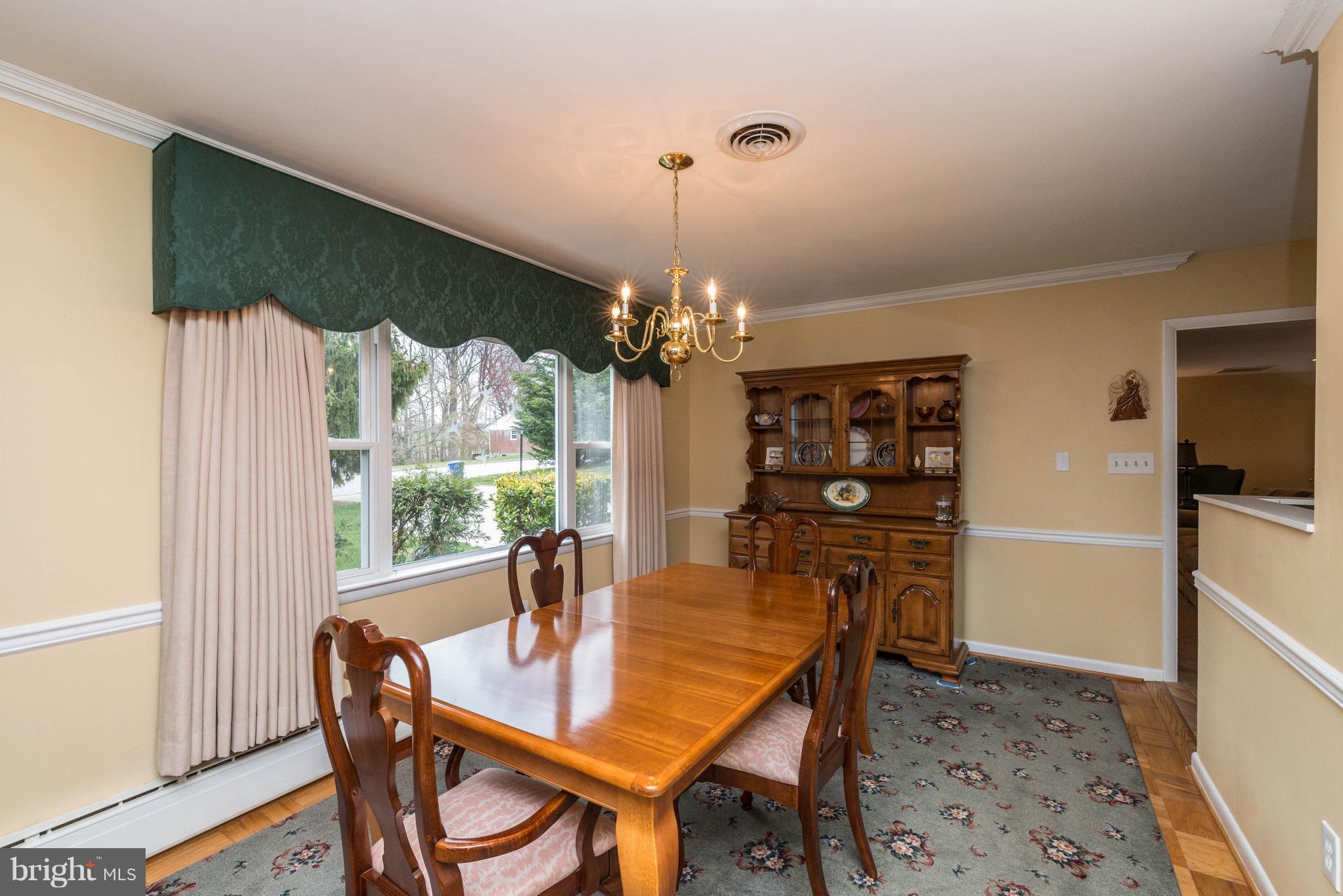 9507 Buckhorn Road Baltimore, MD 21234 - Photo 5 of 30 Dining Room