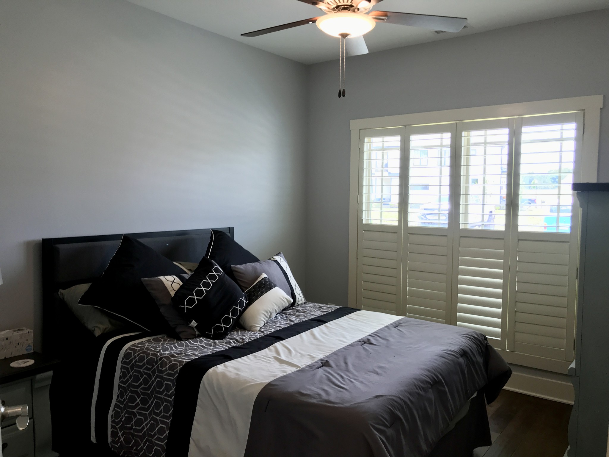 160 ANDERTON Drive Winchester, TN 37398 - Photo 14 of 35 a bedroom with a bed and a chandelier