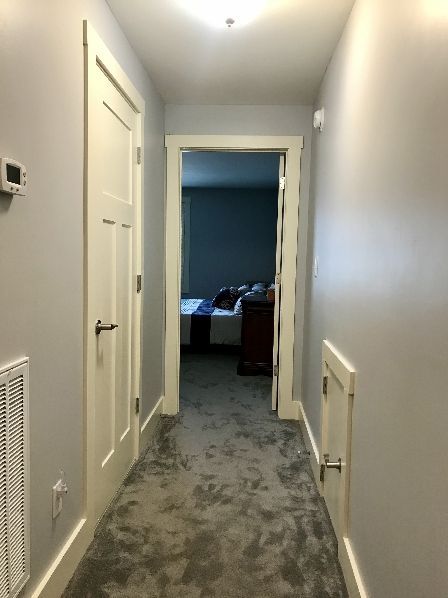 160 ANDERTON Drive Winchester, TN 37398 - Photo 16 of 35 a view of a hallway to rooms and stairs
