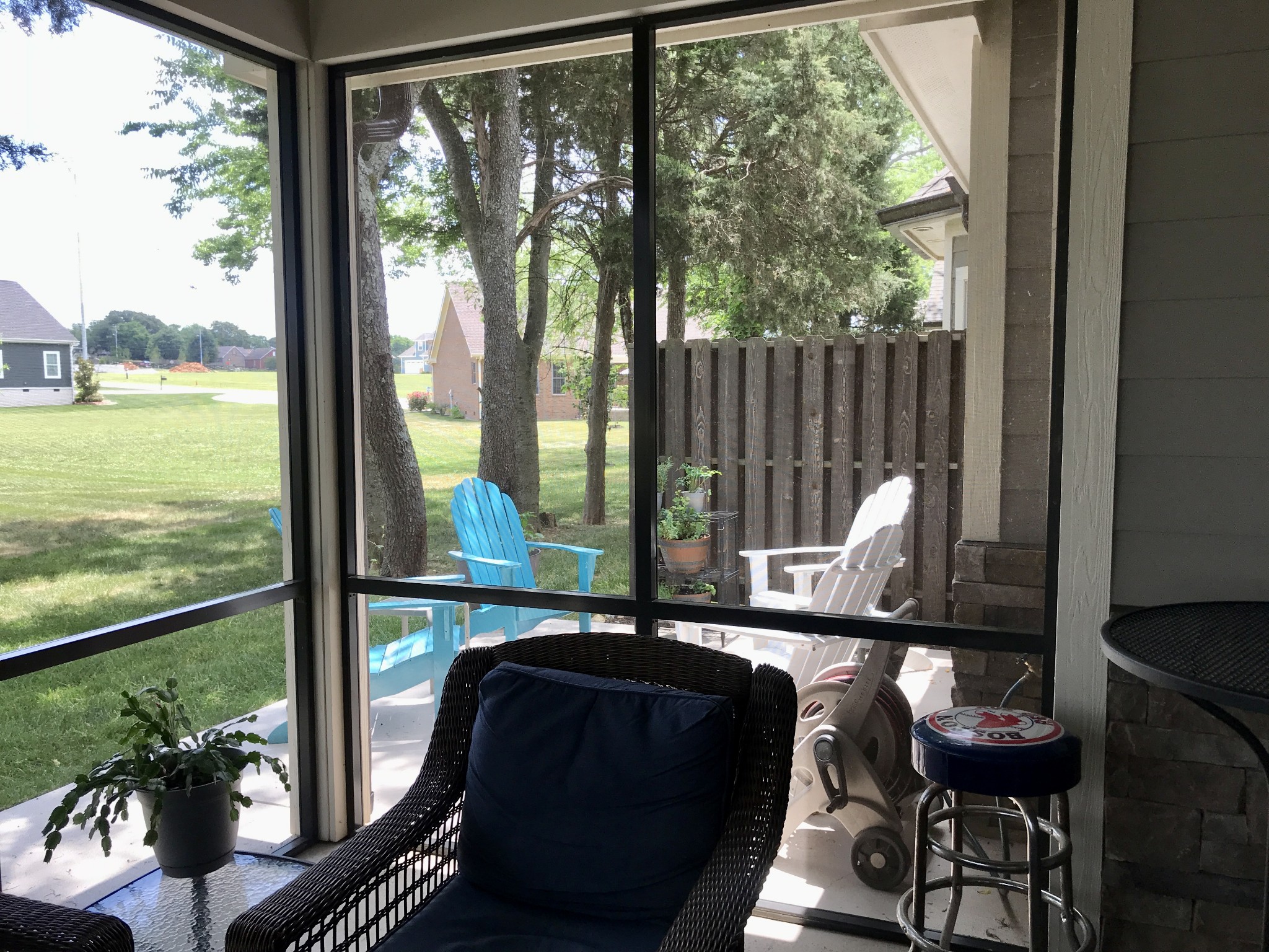 160 ANDERTON Drive Winchester, TN 37398 - Photo 23 of 35 a living room with a floor to ceiling window and wooden floor