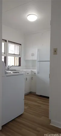 $2,000 | 1424 Alexander Street, Honolulu, HI 96822