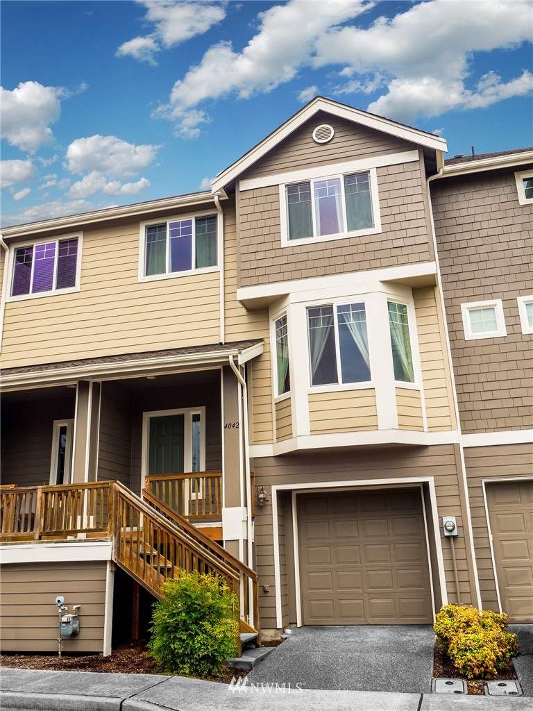 4042 Northeast 4th Place Renton, WA 98056 - Photo 1 of 20 Gallery Image 1