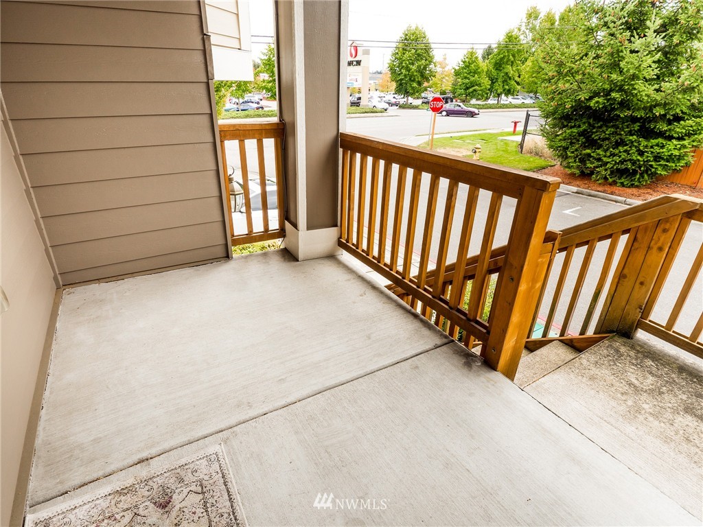 4042 Northeast 4th Place Renton, WA 98056 - Photo 20 of 20 Gallery Image 20